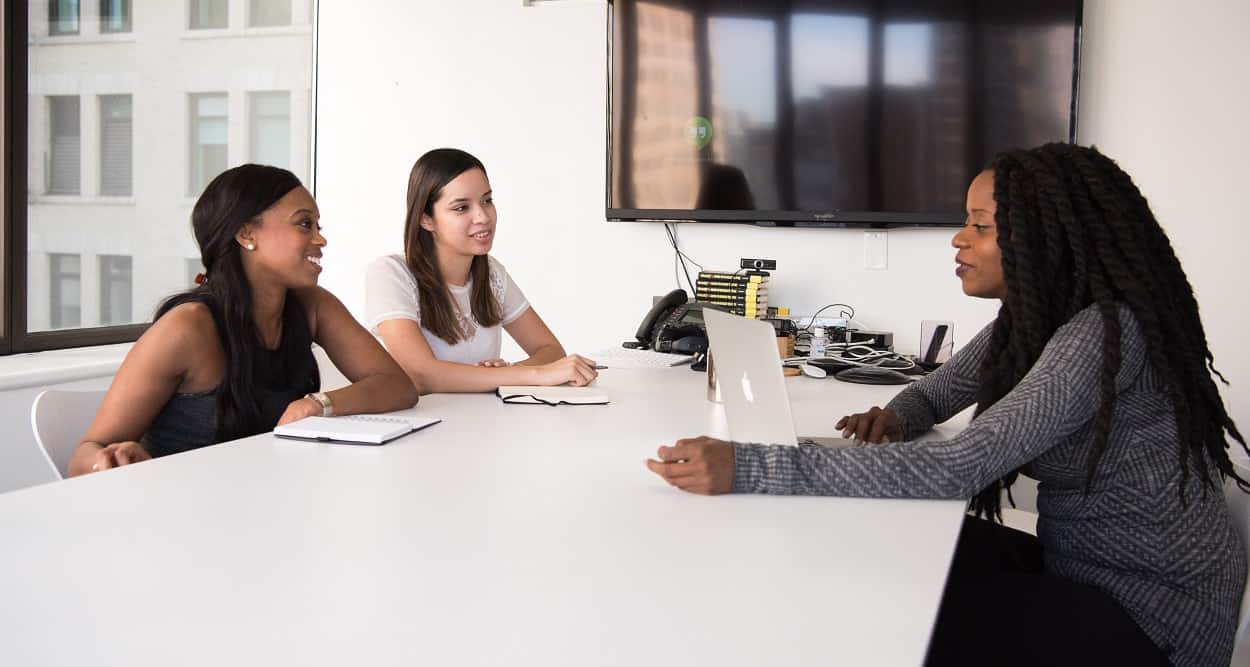 Leveraging IT Services To Improve Customer Engagement improve customer engagement