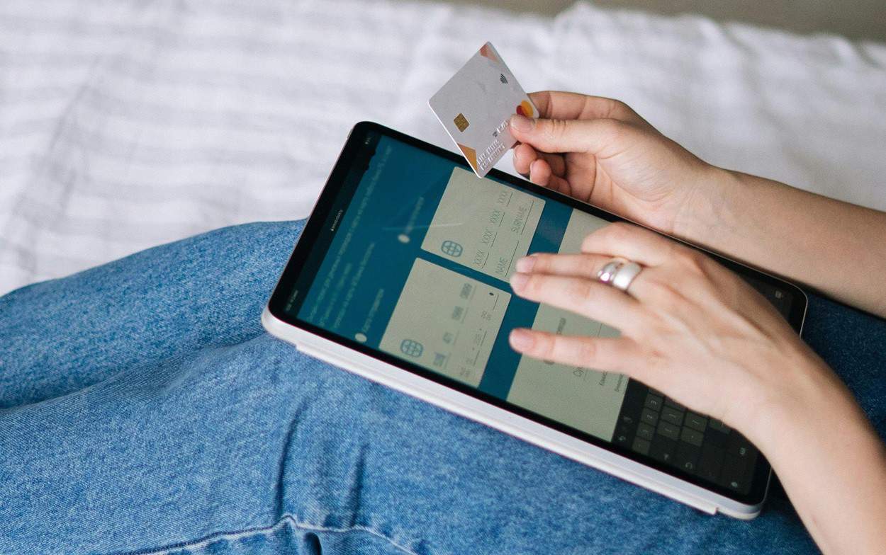 How Can An ISO 27001 Accreditation Elevate Trust In E-commerce Businesses? ISO 27001 Accreditation secures online payments